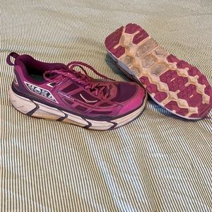 Hoka Challenger ATR 8.5